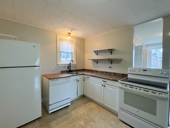 66 Pokiok Rd in Saint John, NB - Building Photo - Building Photo