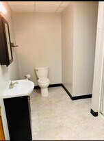 419 S Main St, Unit Apartment #1- Front