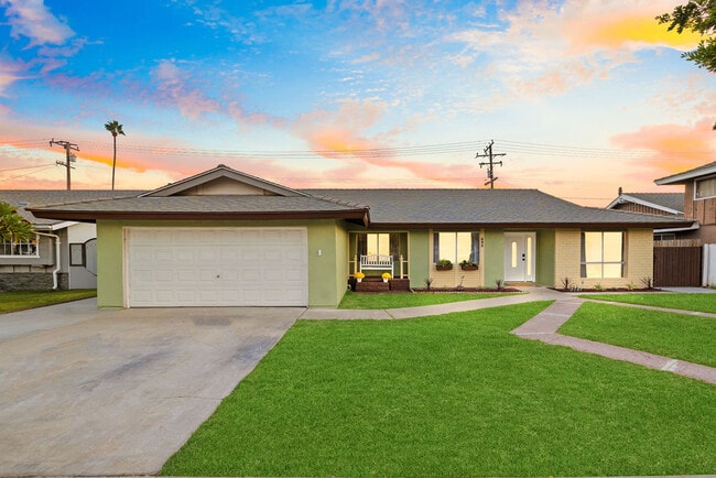 632 Kenoak Dr in Placentia, CA - Building Photo - Building Photo