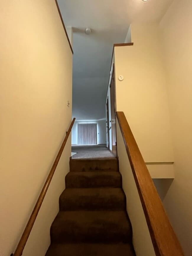 2111-2117 Green Valley Dr in Janesville, WI - Building Photo - Building Photo