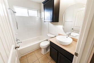 11409 Satchel Dr in Austin, TX - Building Photo - Building Photo