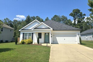 3304 Alexandria Dr in Grovetown, GA - Building Photo