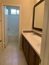 10216 Sirretta Peak Pl in Bakersfield, CA - Building Photo - Building Photo