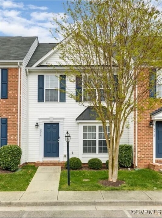 5514 Belle Pond Dr in Richmond, VA - Building Photo