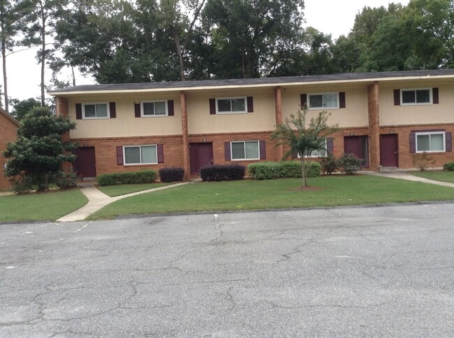 property at 106 Wellborn Rd