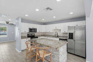 2934 N 79th Ln in Phoenix, AZ - Building Photo