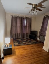 32 Talcott Ave in Griswold, CT - Foto de edificio - Building Photo