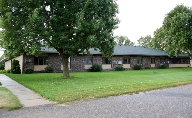 Richhaven Apartments in Richmond, MN - Building Photo - Building Photo