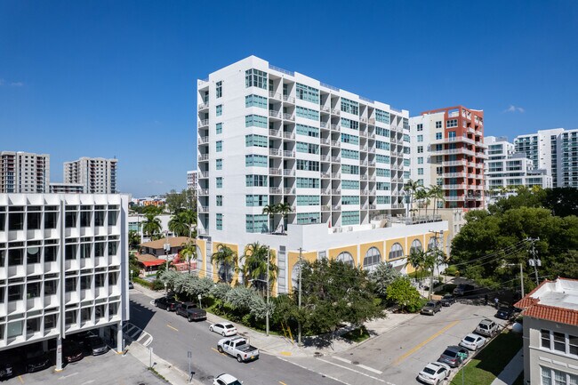 Edgewater Lofts in Miami, FL - Building Photo - Building Photo