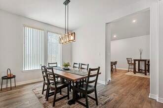 9743 Birchwood Holw Trl in The Woodlands, TX - Foto de edificio - Building Photo