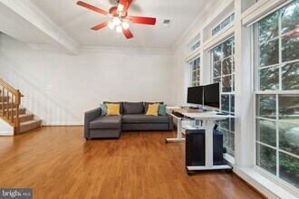 5722 Callcott Way in Alexandria, VA - Building Photo - Building Photo