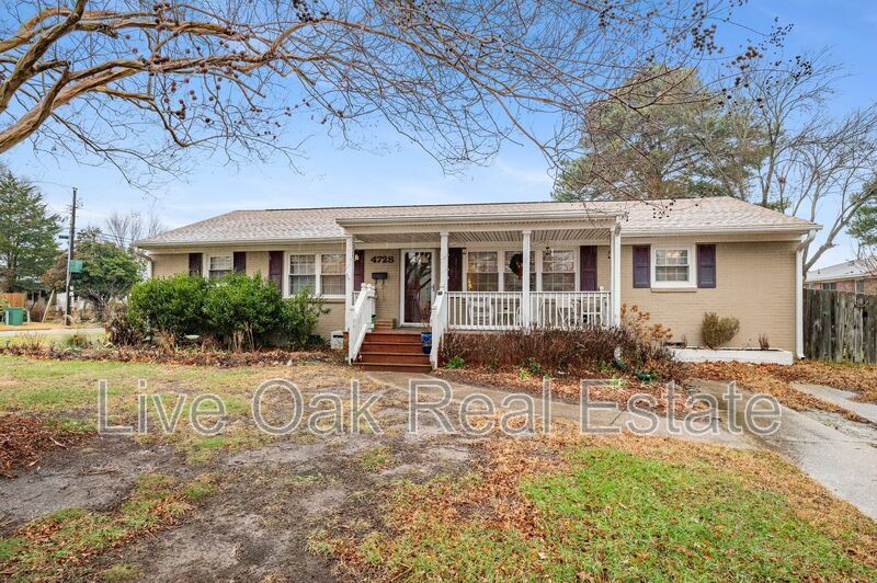 4728 Holladay Rd in Virginia Beach, VA - Building Photo