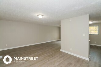 7180 Buck Creek Dr in Fairburn, GA - Building Photo - Building Photo