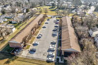 Shell Garden Apartments in Hampton, VA - Building Photo - Building Photo