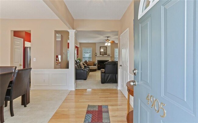 4905 Falling Water Terrace in Roswell, GA - Building Photo - Building Photo