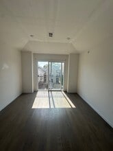 221 Franklin St, Unit 2 in Elizabeth, NJ - Foto de edificio - Building Photo