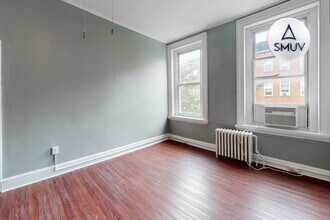 929 N Calvert St in Baltimore, MD - Building Photo - Building Photo