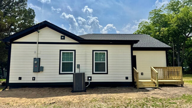 618 Martin Luther King Jr Dr in Tarboro, NC - Building Photo - Building Photo