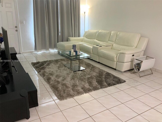 property at 1130 11th St