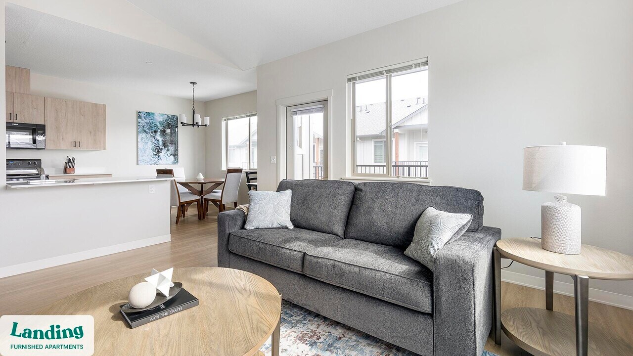 2145 Molalla Rd in Woodburn, OR - Building Photo