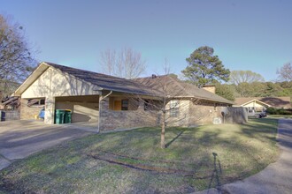 5805 Sidney Dr in Texarkana, TX - Building Photo - Building Photo