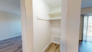 351 Buckminster Dr in Norwood, MA - Building Photo - Building Photo