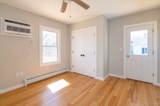 343 Main St in Salisbury, CT - Building Photo - Building Photo