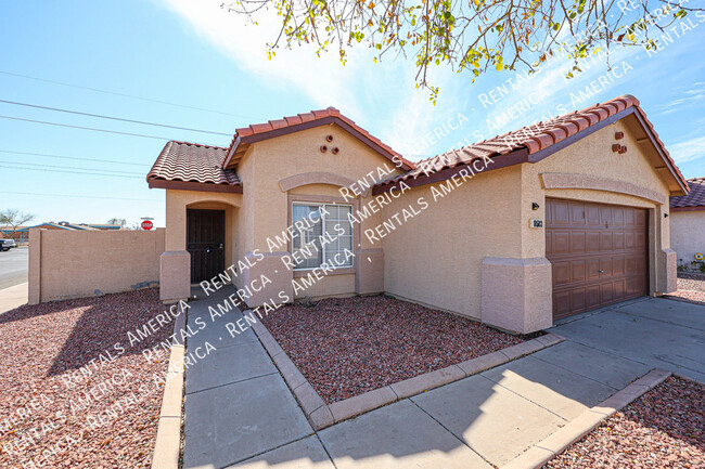 10503 W Pasadena Ave in Glendale, AZ - Building Photo - Building Photo