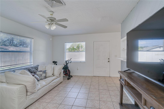 3447 Dahlia Pl-Unit -B in Largo, FL - Building Photo - Building Photo