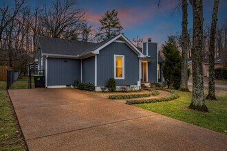 921 Fitzpatrick Rd in Nashville, TN - Building Photo - Building Photo