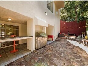 3964 Black Bird Way in Calabasas, CA - Building Photo - Building Photo