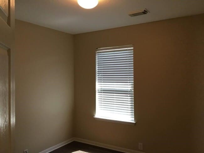 16623 Grenada Falls Dr