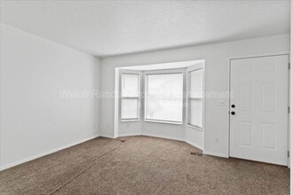 4966 S 5100 W St in Hooper, UT - Building Photo - Building Photo