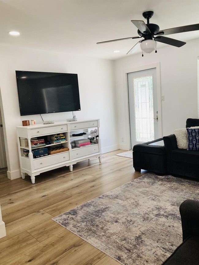 2640 NE 10th Terrace in Pompano Beach, FL - Building Photo - Building Photo