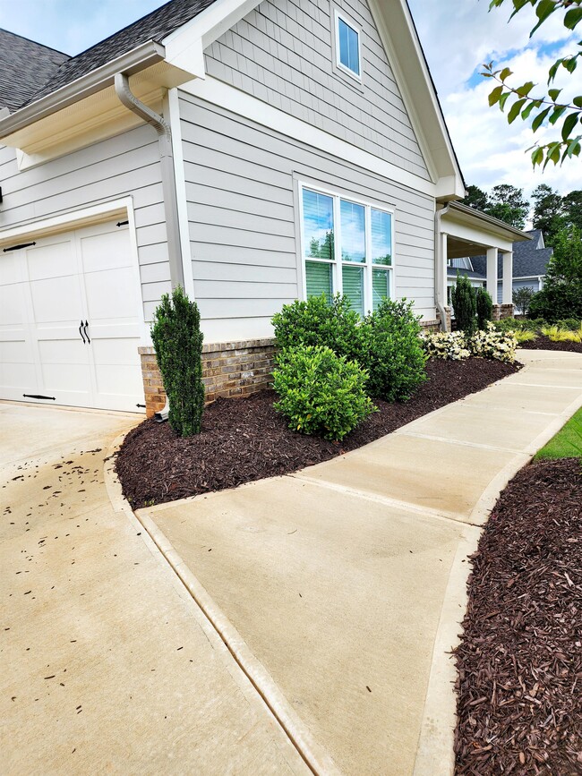 1151 Hidden Hills Cir in Greensboro, GA - Building Photo - Building Photo