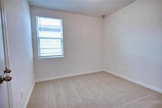 5521 Clove Row in Haines City, FL - Building Photo - Building Photo