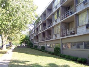 Colony Apartments in Rochester, NY - Foto de edificio - Building Photo