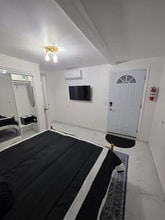 4742 Blossom Dr in Holiday, FL - Foto de edificio - Building Photo