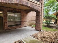 2803 Kings Crossing Dr photo'