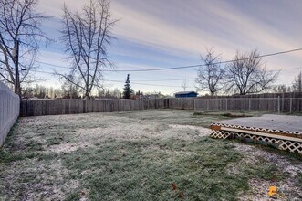 7230 Cantonment Ct in Anchorage, AK - Building Photo - Building Photo