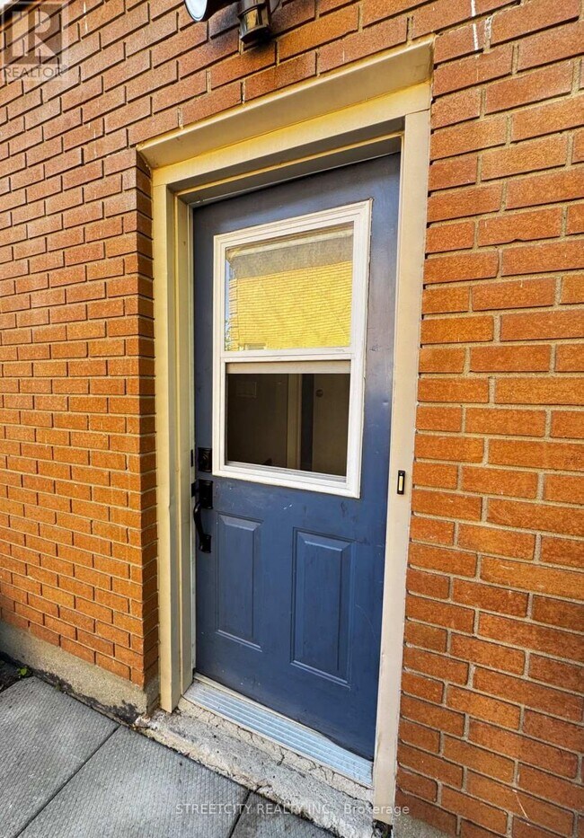 237 Homestead Crescent in London, ON - Building Photo - Building Photo
