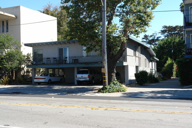 19 N El Camino Real in San Mateo, CA - Foto de edificio - Building Photo