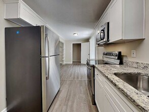 5950 Community Rd SE in Mableton, GA - Building Photo - Building Photo