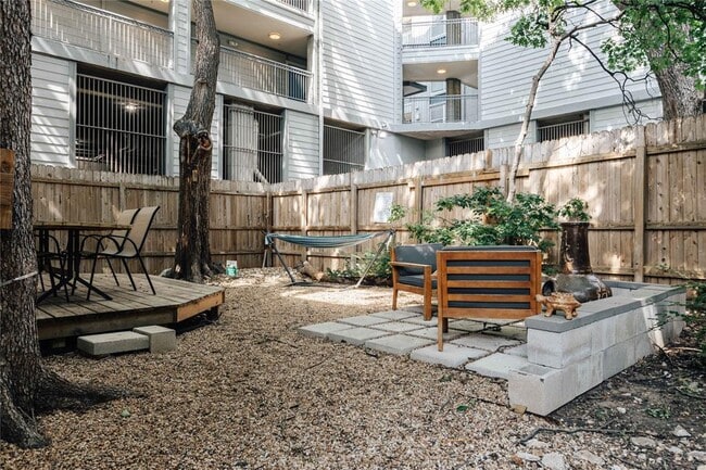 2623 Salado St in Austin, TX - Building Photo - Building Photo