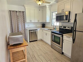 173 Nancy Dr SE in Marietta, GA - Building Photo - Building Photo