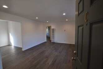 655 Fairmont Ave in Mountain View, CA - Building Photo - Building Photo