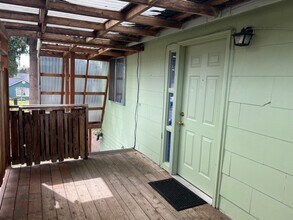 151 Kourt Dr in Eugene, OR - Building Photo - Building Photo