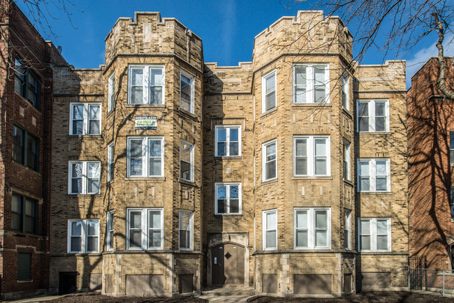 7748 S East End in Chicago, IL - Building Photo - Building Photo