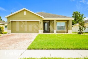 3734 Briarwood Estates Cir in St. Cloud, FL - Building Photo