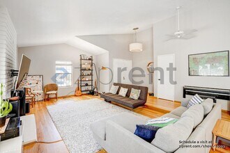 1444 Cortez Ct in Walnut Creek, CA - Foto de edificio - Building Photo